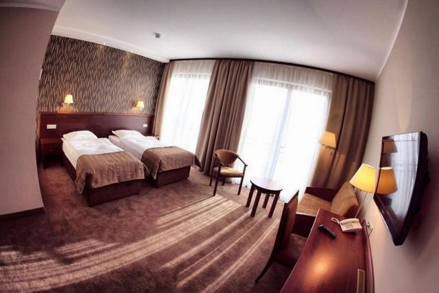 Hotel Pod Kluka Słupsk Oda fotoğraf