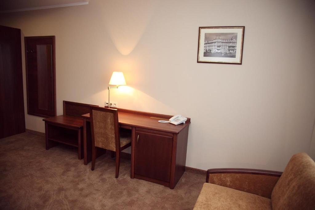 Hotel Pod Kluka Słupsk Oda fotoğraf